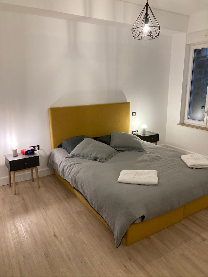 Suite Charles - Vue Musee Rimbaud Charleville-Mézières Εξωτερικό φωτογραφία